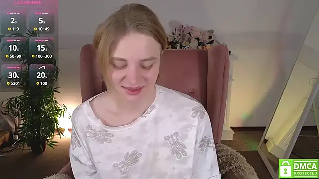 MirraBellanta online show from May 16, 2:03 am