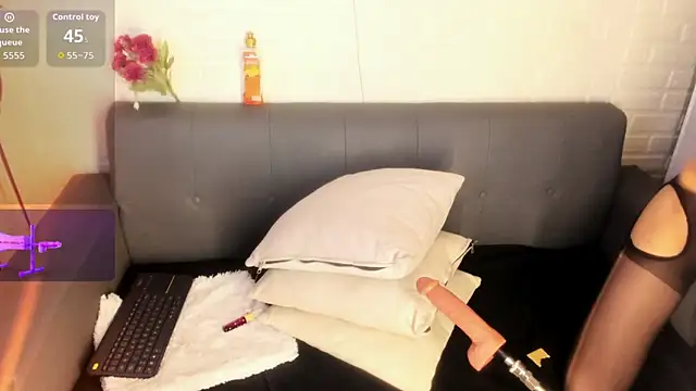 karina gomez 18 online show from October 7, 11:47 am