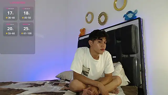 VALERIO AND DORIAN online show from November 14, 1:38 am