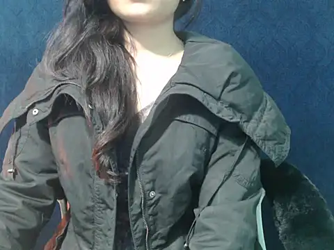 Yashi online show from December 13, 7:53 pm