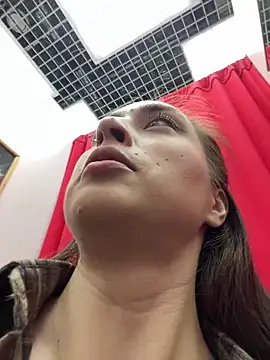 Holly Play online show from September 12, 2:02 pm