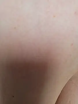 Chaudesquirt online show from March 13, 10:49 am