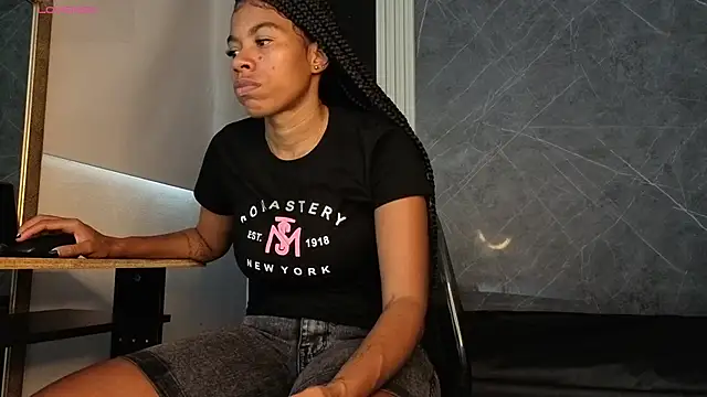 YummyDuooo online show from December 18, 5:07 pm