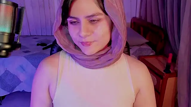 isabelacooperr online show from May 22, 4:10 am