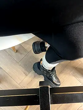 FeetVibe online show from October 7, 7:24 am