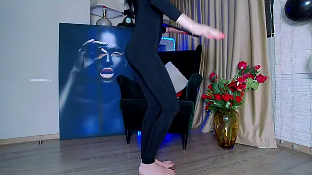 FeetVibe online show from March 25, 6:16 am