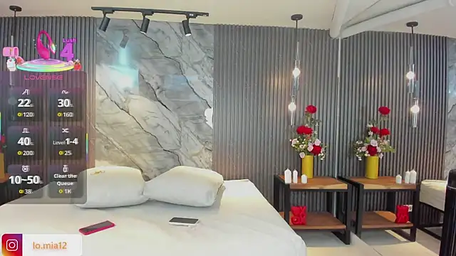 julietha taylor online show from March 11, 12:37 am