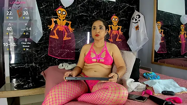 Yaya    11 online show from October 16, 4:48 am