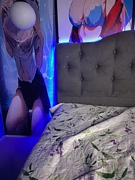 Im Little online show from October 6, 5:24 am