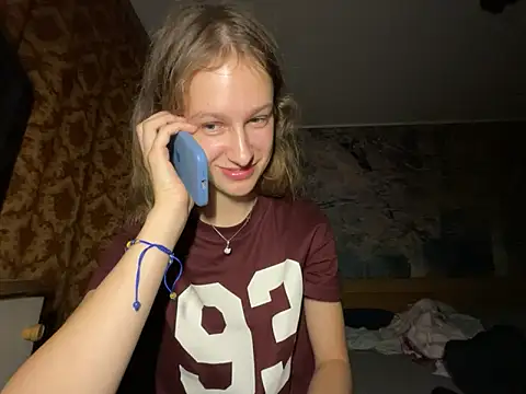 Eva Angel3 online show from September 25, 7:45 pm