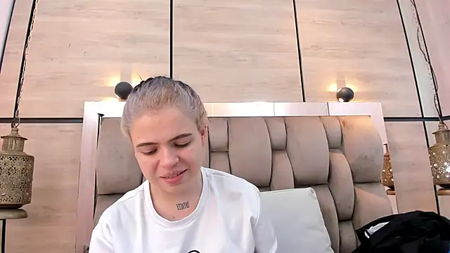 dorothy vegga online show from March 5, 4:19 am