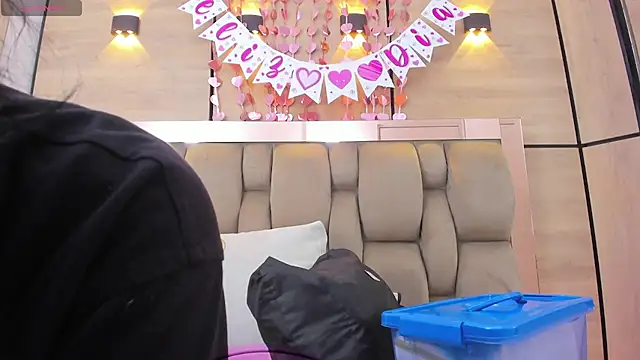 dorothy vegga online show from February 11, 3:41 am