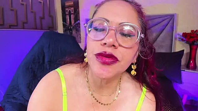 maria paulac online show from October 12, 6:05 am