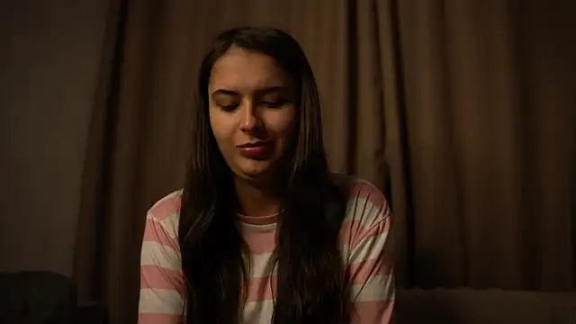 elisa moon online show from December 2, 3:14 pm