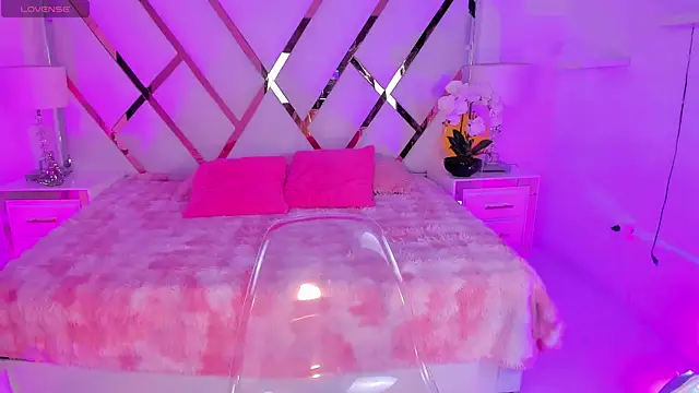 sexyy kitty18 online show from July 13, 4:02 am