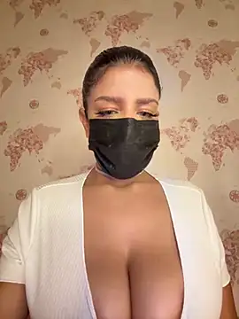 shanelle0 online show from October 29, 1:10 am