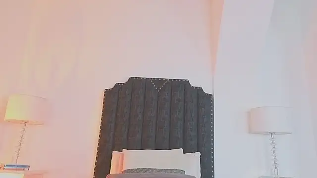 samanta william online show from September 25, 2:54 am