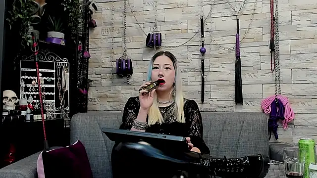 CruelMistress online show from March 6, 2:06 am