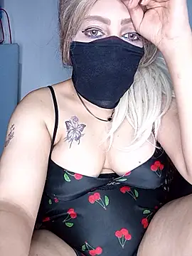 Loolly online show from March 11, 6:43 pm