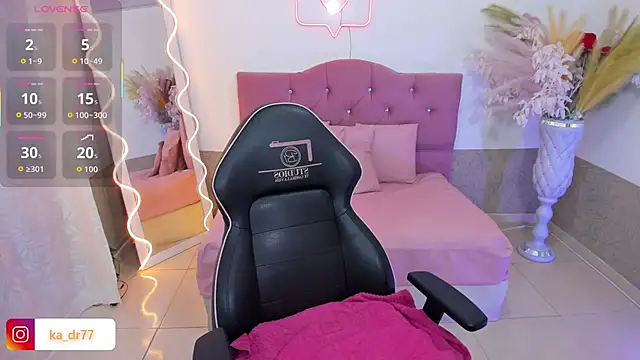 kendra tay online show from March 31, 3:50 am