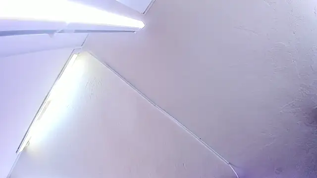 Amy Kiitty  online show from October 14, 12:30 pm