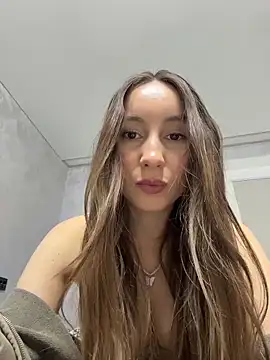 viviandaimond1 online show from April 15, 5:57 pm