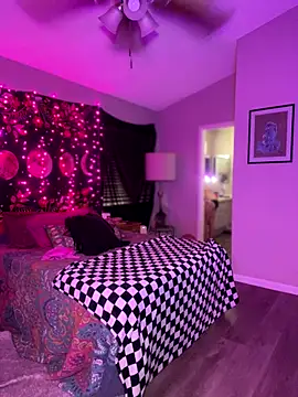 Eva Monroe- online show from November 14, 5:24 pm