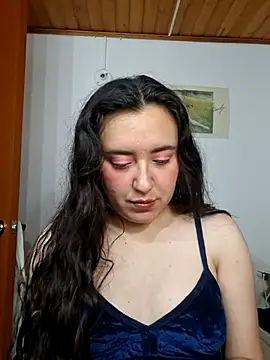 Emi chik online show from February 18, 10:14 am