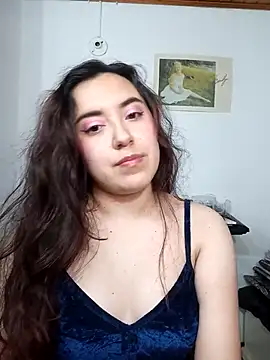 Emi chik online show from October 15, 10:51 am