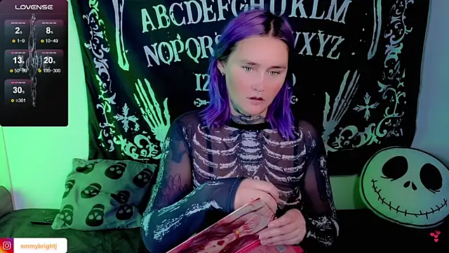 Emmybrightj  online show from September 21, 11:31 am