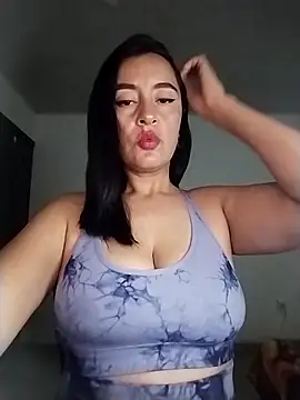 hailey85 online show from April 4, 10:52 pm