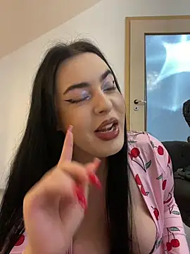 KeiraDark online show from December 3, 5:21 am