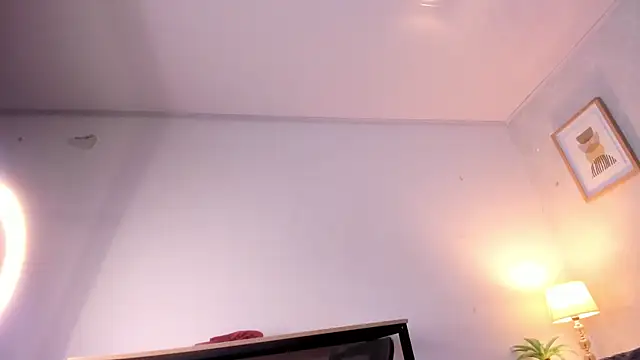 Caroline dh online show from March 23, 11:38 am