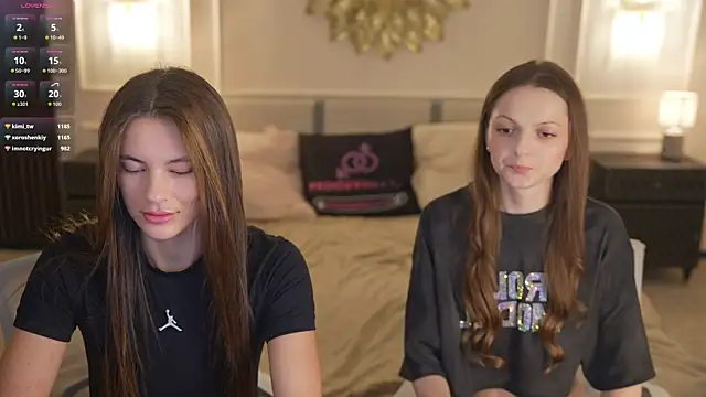 Julia  Star  online show from October 13, 2:53 pm