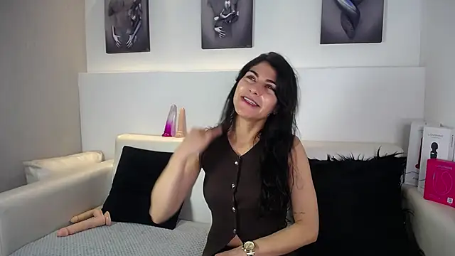 Harmony Hills online show from April 14, 1:44 pm