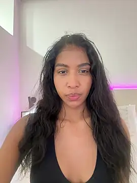 IamCrystal2 online show from July 20, 11:49 pm