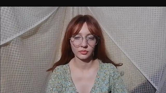 IsabellaBlacky online show from October 6, 2:50 am