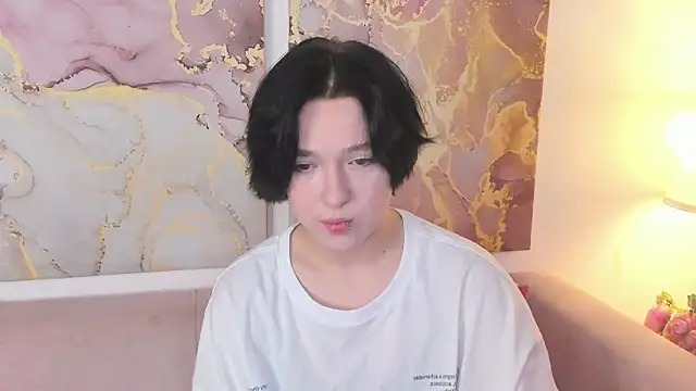 fiamoory online show from October 9, 1:10 am