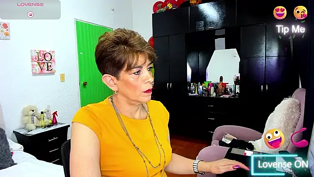 Angelina Stone 65 online show from February 22, 1:17 am