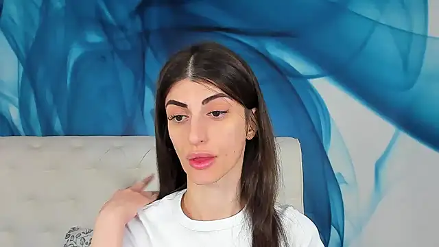 SkinnyDolly online show from April 15, 2:12 am