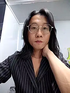 shampoo online show from May 6, 9:24 am