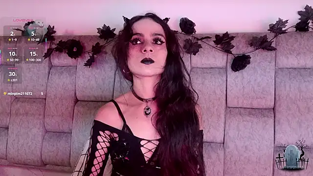 Alice noir online show from October 9, 11:20 pm