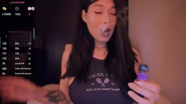 kimmy chi  online show from November 26, 6:53 pm