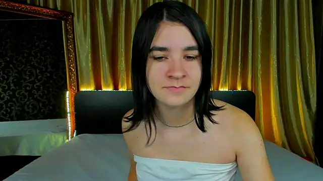  Polly Love  online show from October 9, 6:50 am