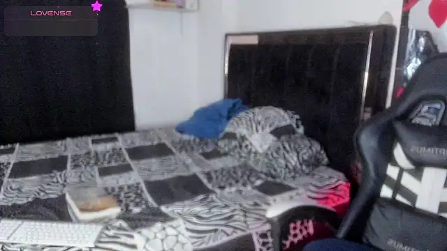 Moon Sammy online show from September 9, 1:11 pm