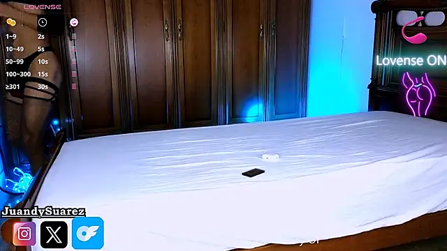 Abby bella09 online show from October 6, 3:18 pm