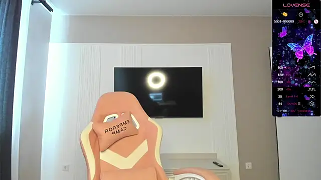 Holly Molii online show from September 11, 2:12 am