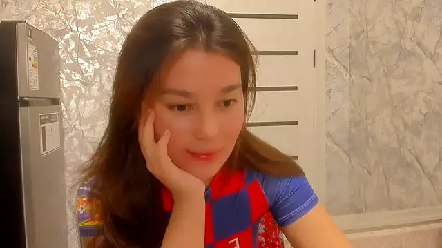 LunaXmii online show from June 22, 11:57 pm