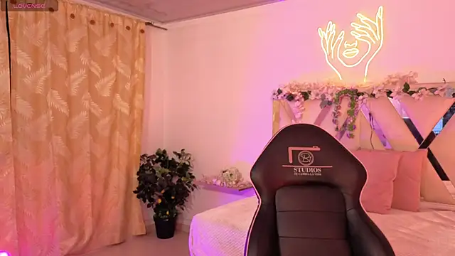 hina tay online show from February 24, 3:38 am