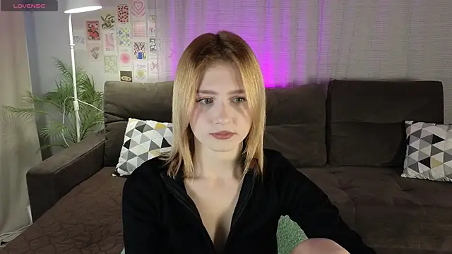 jenny bunny  online show from September 13, 1:24 am